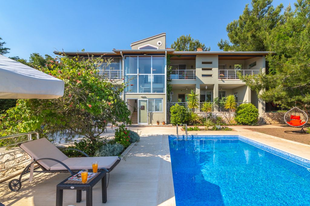 Villa Tavuk Kalkan Olivers Travels 1