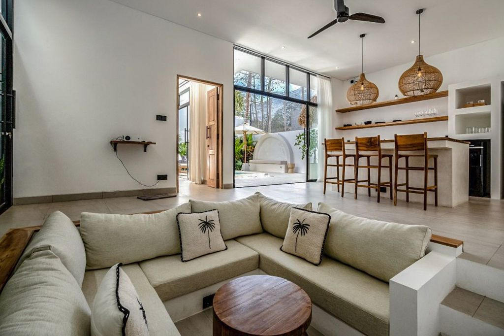 Pecatu Villa Bali Olivers Travels 3