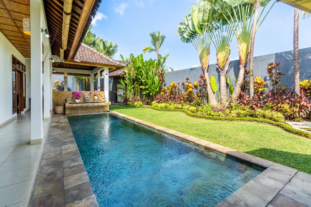 Ratih Villa Bali Olivers Travels 2