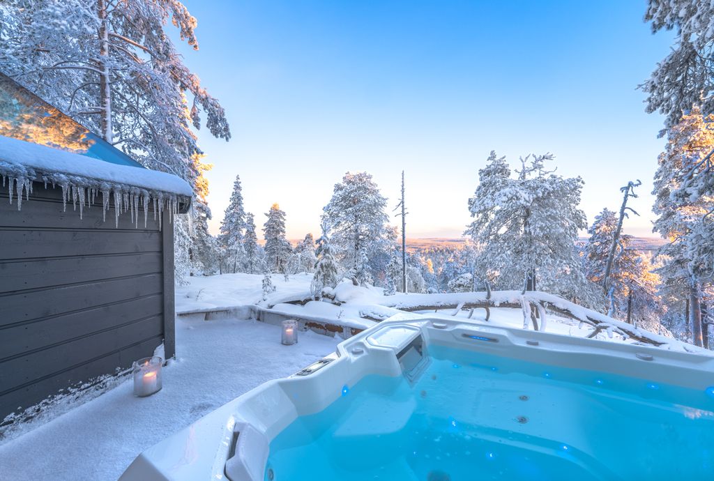 Glass Igloo Suite Finland Olivers Travels 2