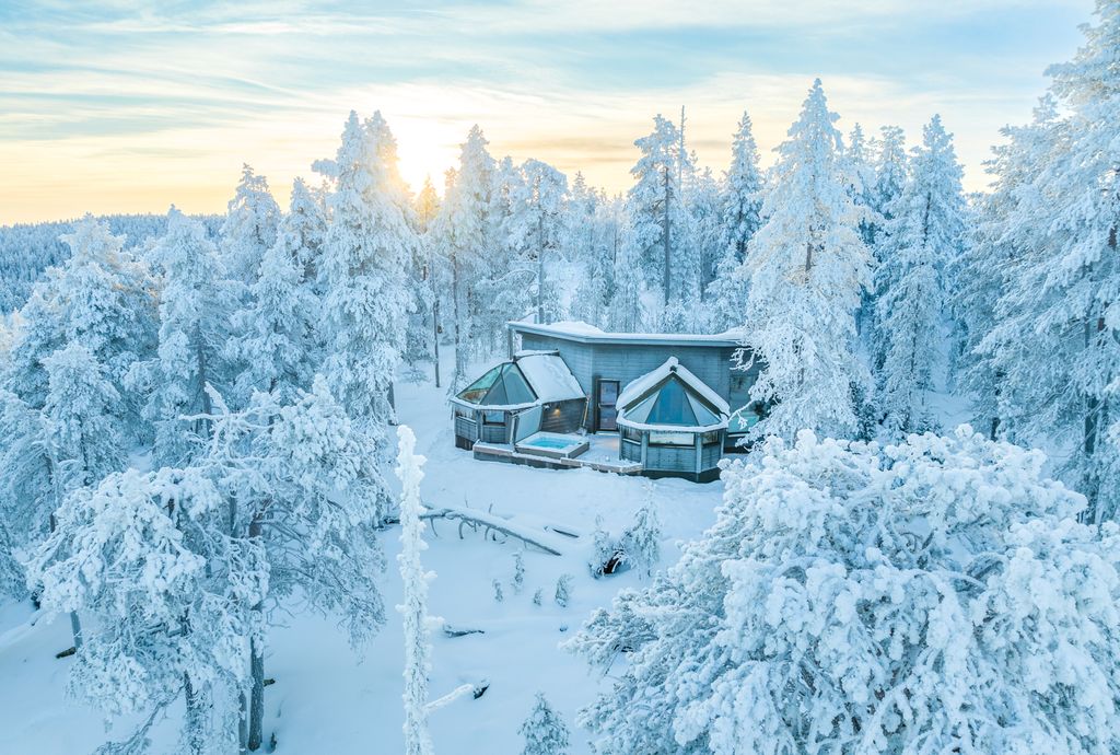 Glass Igloo Suite Finland Olivers Travels 1