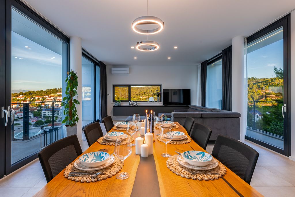 Villa Bond Brac Olivers Travels 4