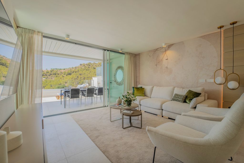 Almunecar Club Diez Costa Tropical Olivers Travels 4