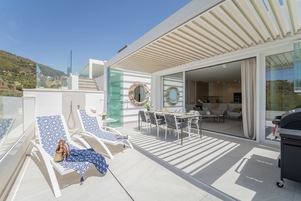 Almunecar Club Cinco Costa Tropical Olivers Travels 6 02