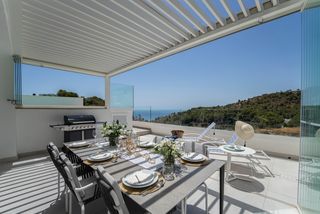 Almunecar Club Cinco Costa Tropical Olivers Travels 2 02