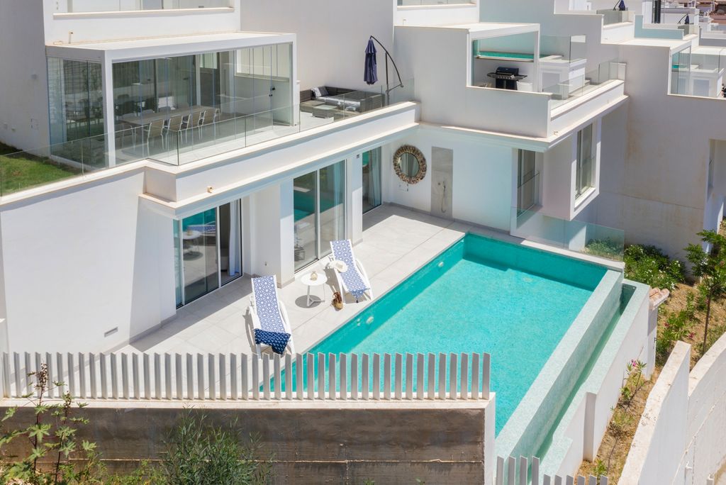 Almunecar Club Trece Costa Tropical Olivers Travels 1