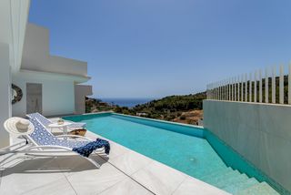 Almunecar Club Trece Costa Tropical Olivers Travels 2