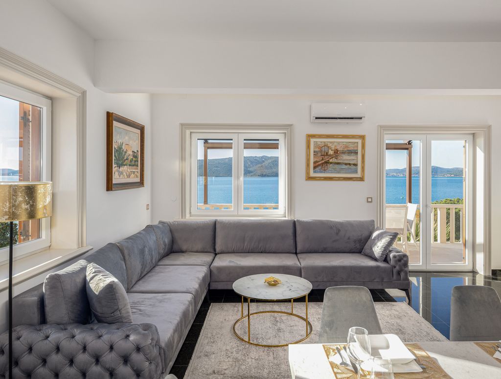 Villa Mejuri Dalmatia Coast Olivers Travels 5