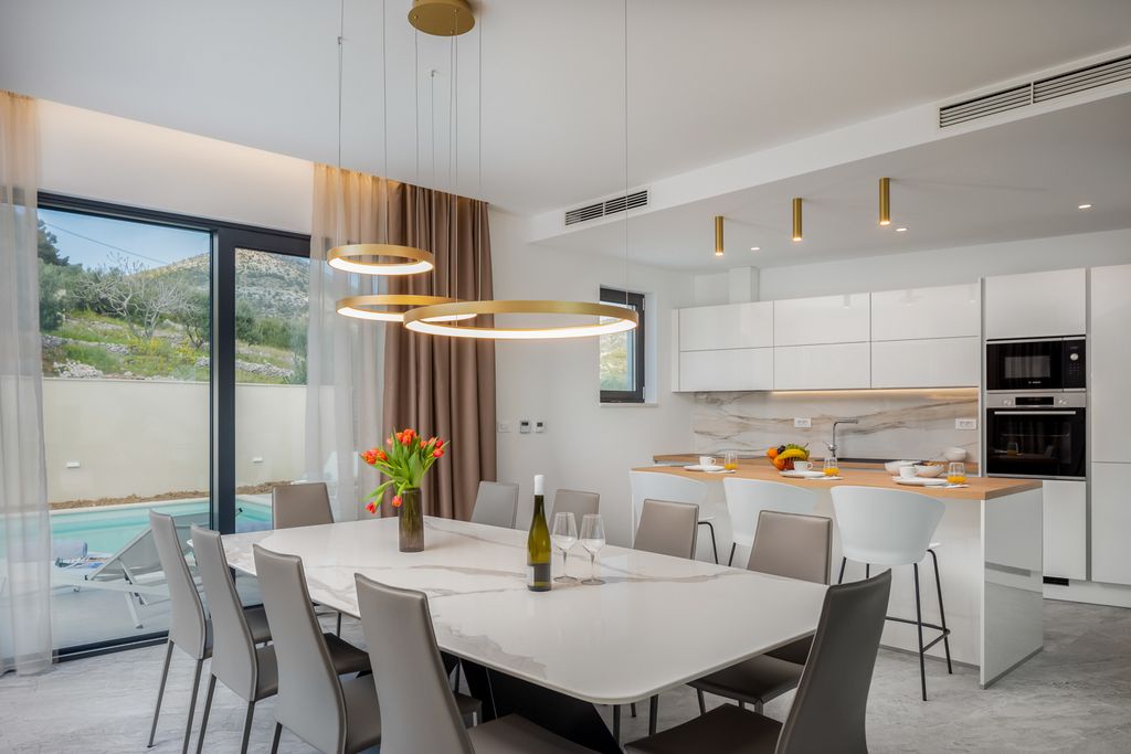 Villa Bree Dalmatia Coast Olivers Travels 5