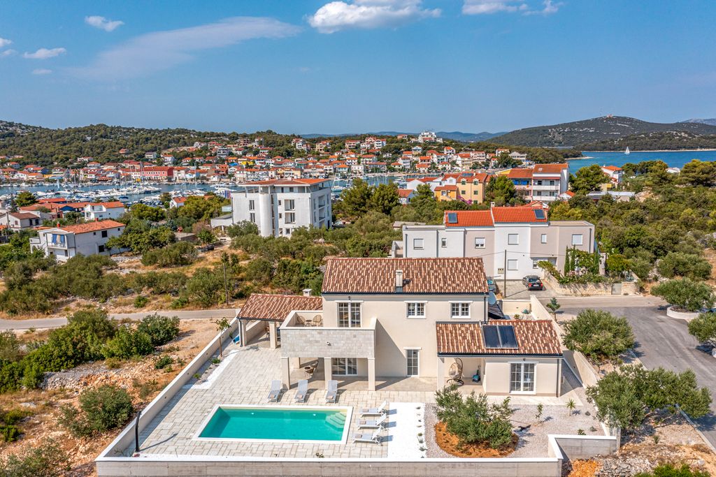 Villa Carleto Dalmatia Coast Olivers Travels 2