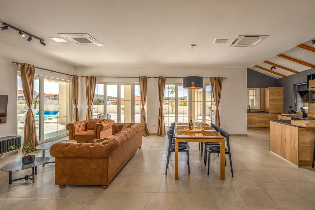 Villa Carleto Dalmatia Coast Olivers Travels 3
