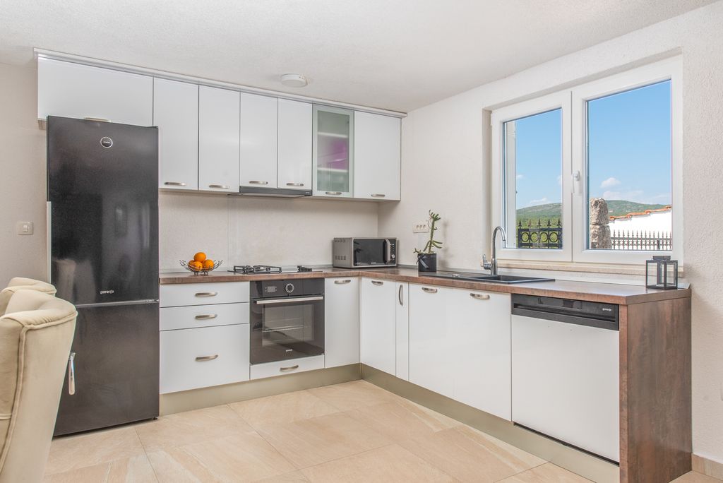 Villa Lama Dalmatia Coast Olivers Travels 5