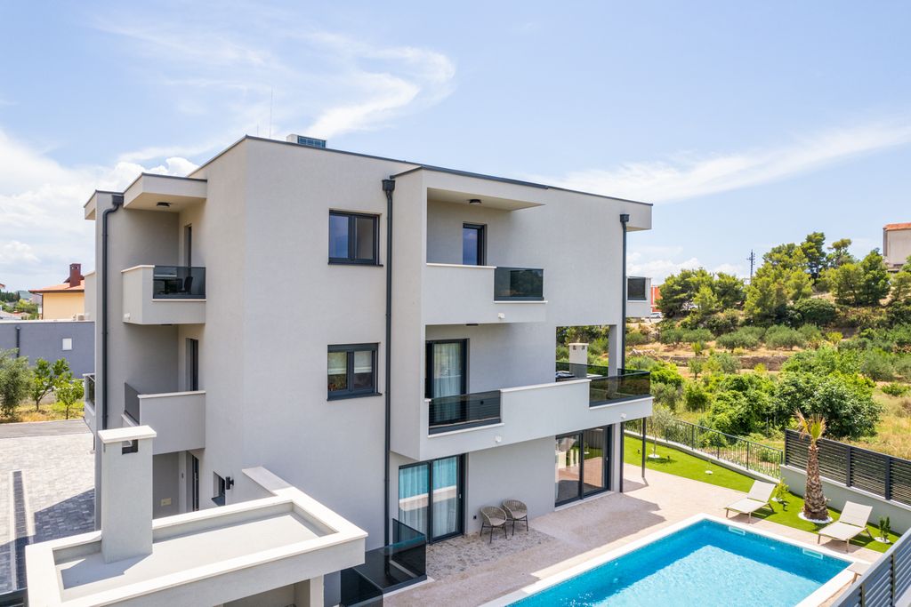 Villa Rindo Dalmatia Coast Croatia OliversTravels 1