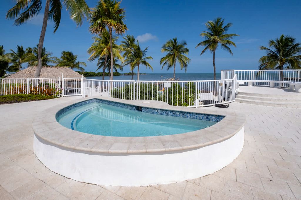 Islamorada Penthouse Florida USA OliversTravels 3