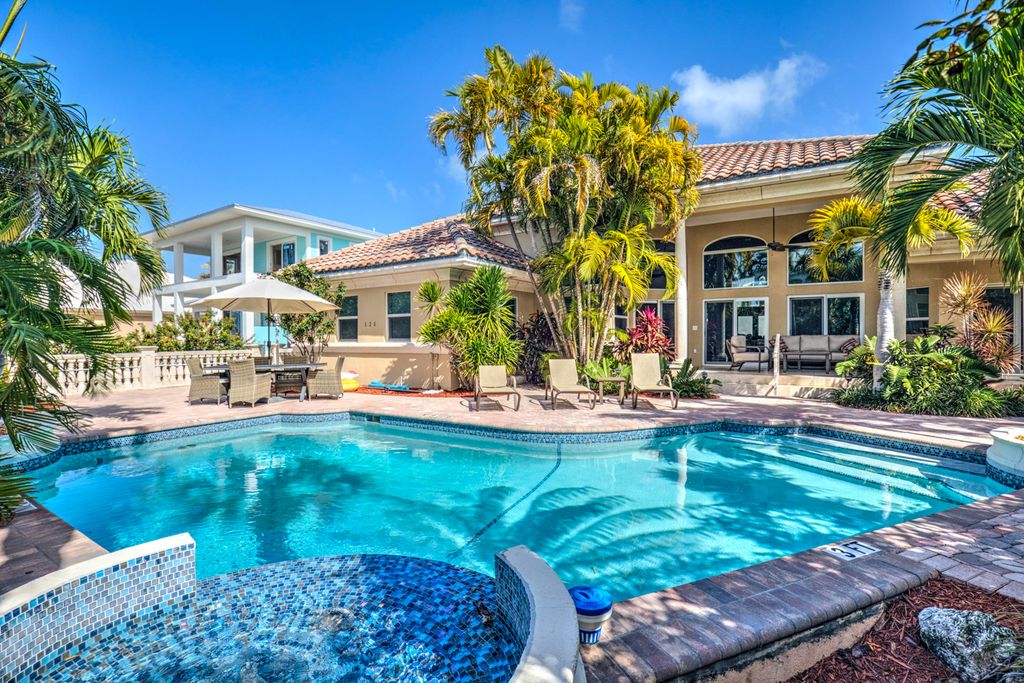 Key Colony Villa Florida USA OliversTravels 2