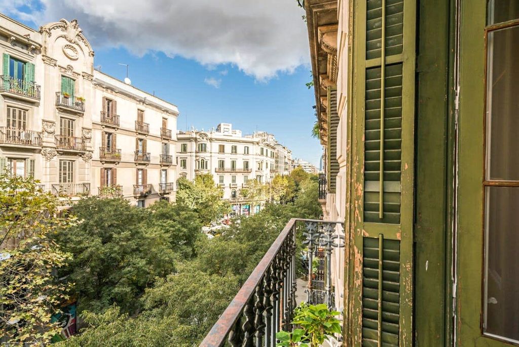 Apartment Eixample Barcelona Olivers Travels 5