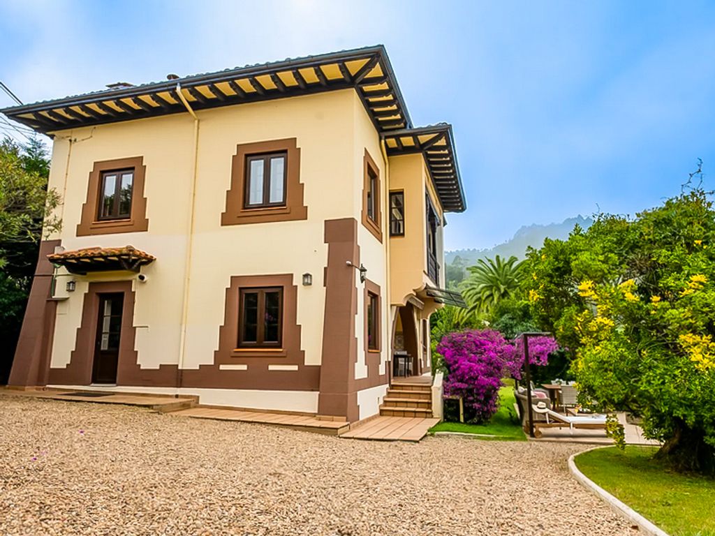 Villa Beatriz Caravia Asturias Spain OliversTravels 01