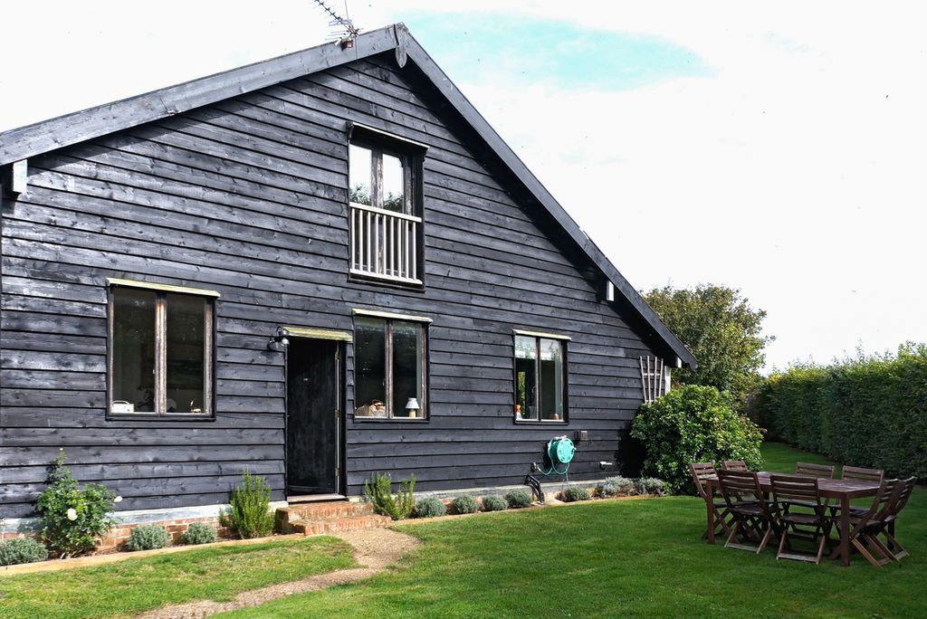 Cassia Cottage Norfolk Olivers Travels 1