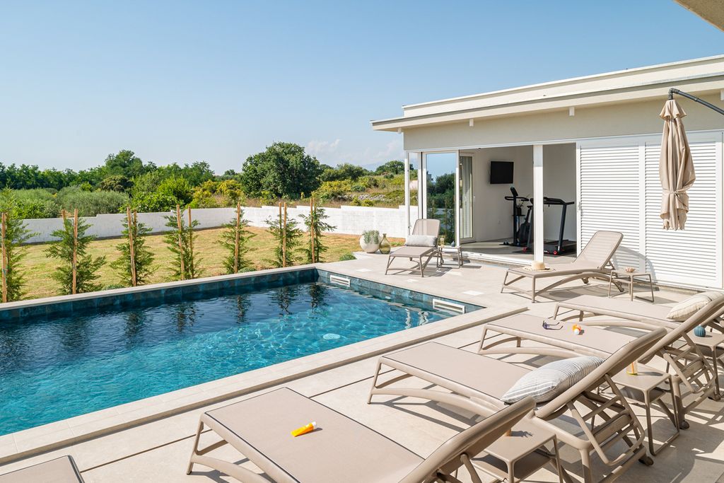 Villa Toreo Dalmatia Coast OliversTravels 3