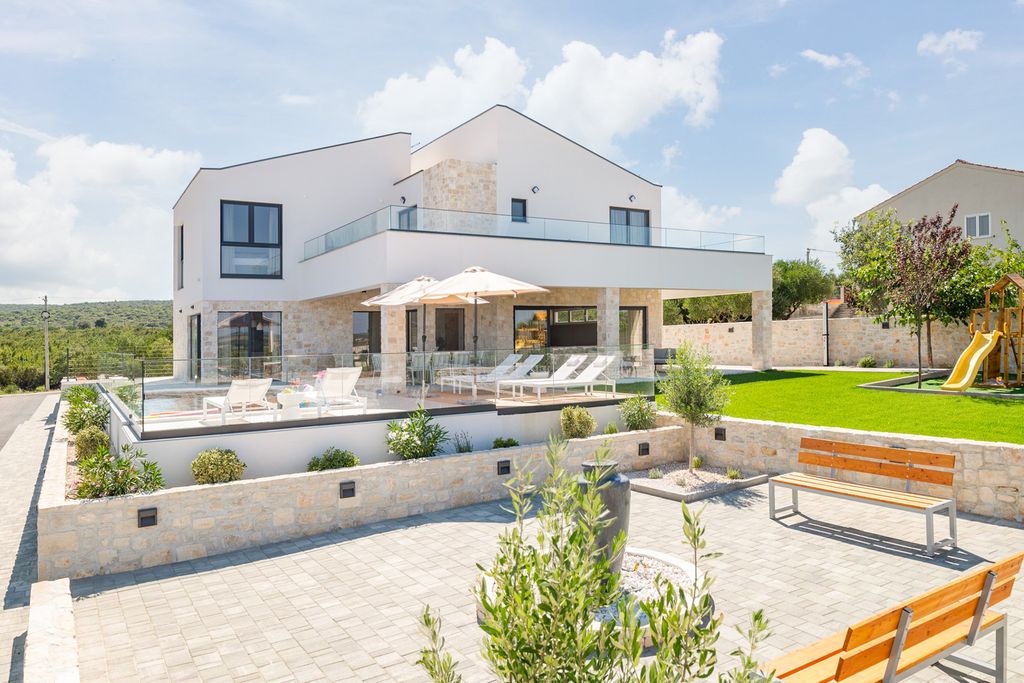 Villa Careto Dalmatia Coast Croatia OliversTravels2