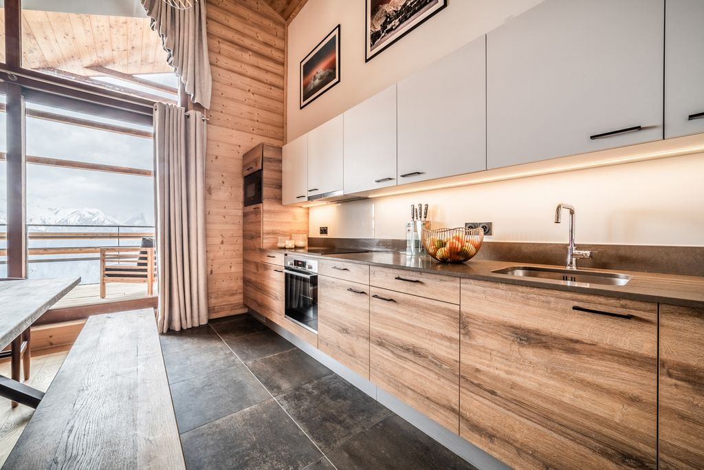 Apartment Banc AlpeDHuez Olivers Travels 4