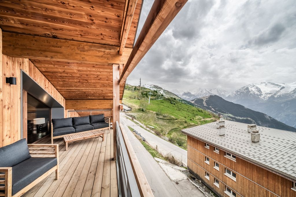 Apartment Banc AlpeDHuez Olivers Travels 1