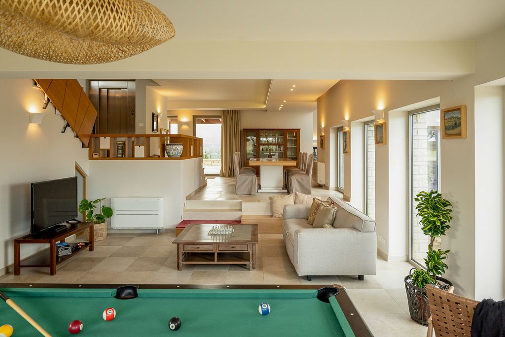 Villa Candia Crete Olivers Travels 3