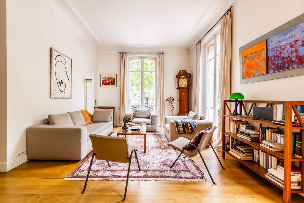 Apartment Invalides Paris France OliversTravels 2