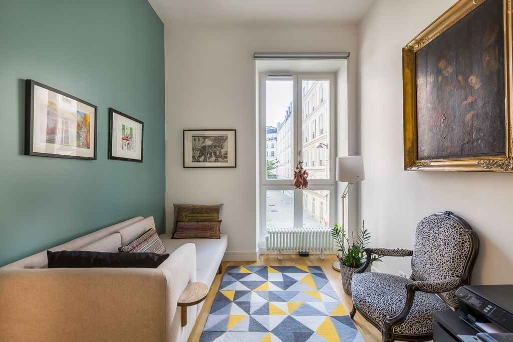 Apartment Henner Paris France OliversTravels 4