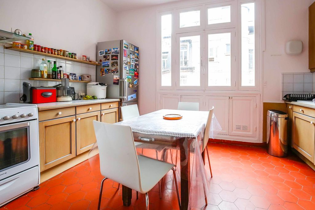 Apartment Coquelin Paris France OliversTravels 3