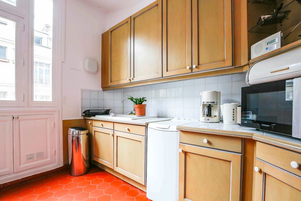 Apartment Coquelin Paris France OliversTravels 5