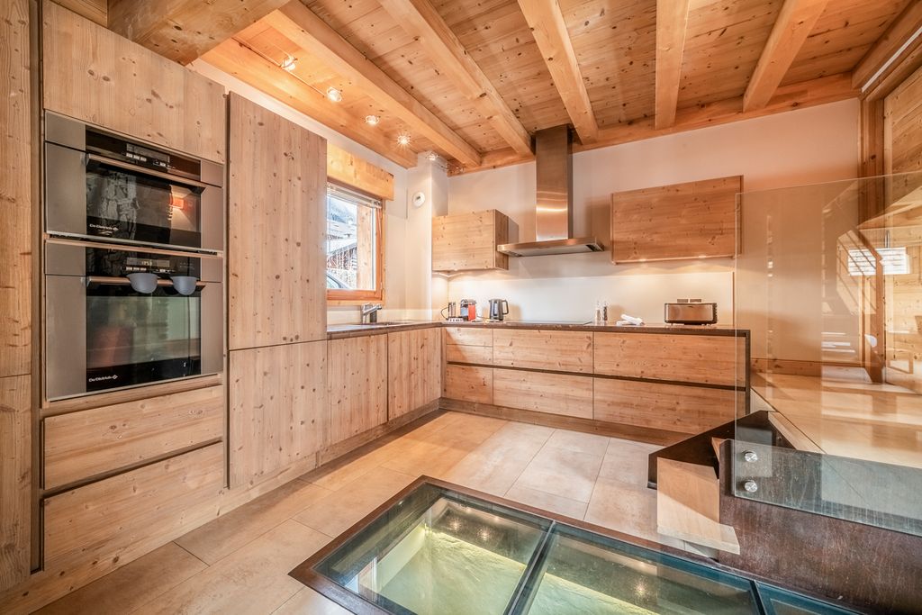 Chalet Annie Chamonix Olivers Travels 2