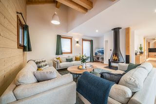 Chalet Delyth Mont Blanc Olivers Travels 2