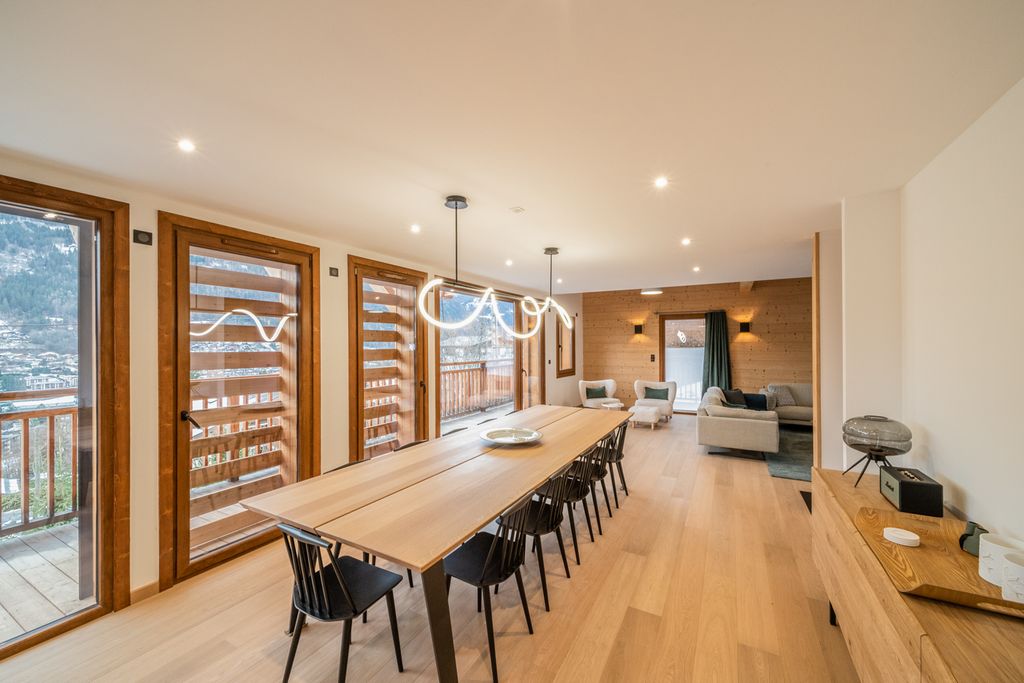 Chalet Delyth Mont Blanc Olivers Travels 3