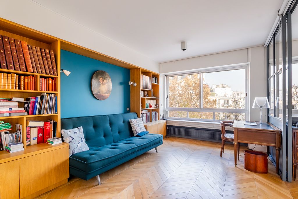 Apartment Saxe Paris France OliversTravels 2