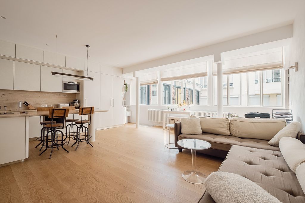 Apartment Vavin Paris France OliversTravels 1