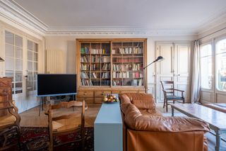 Apartment Turenne Paris France OliversTravels 1