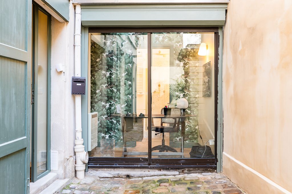 Apartment Varenne Paris France OliversTravels 2
