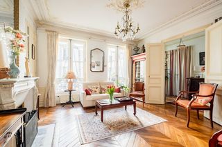 Apartment Turin Paris France OliversTravels 1