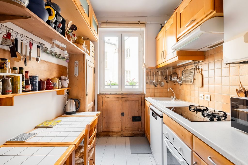 Apartment Turin Paris France OliversTravels 4