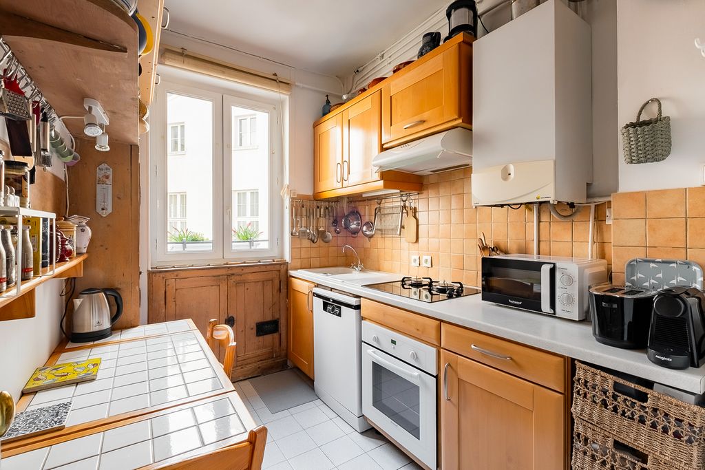 Apartment Turin Paris France OliversTravels 5