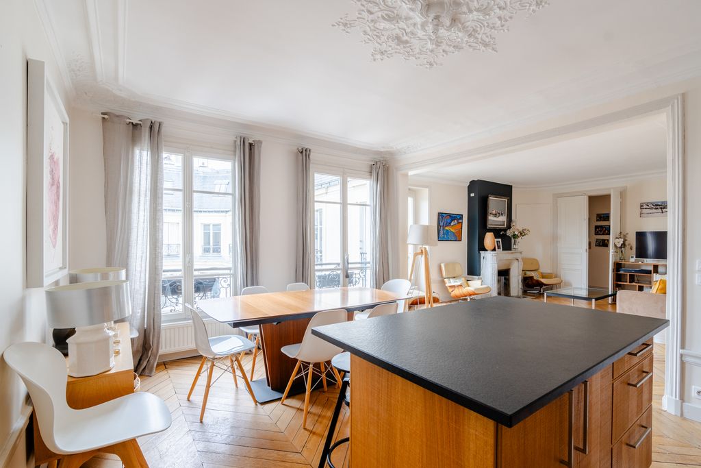 Apartment Fortin Paris France OliversTravels 5