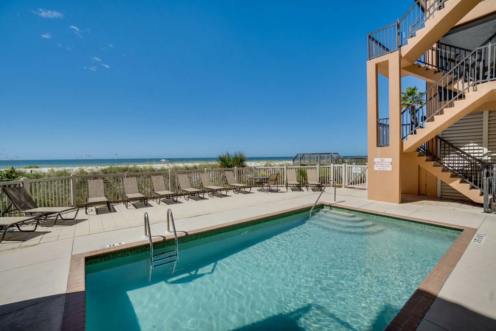 Apartment Birds Eye Florida OliversTravels 1