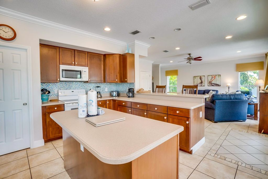 Villa Marina Palms Florida OliversTravels 5