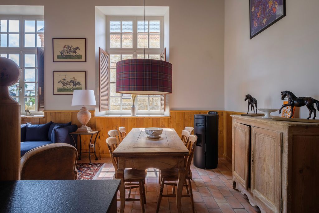 Hippocampe Normandy Olivers Travels 4