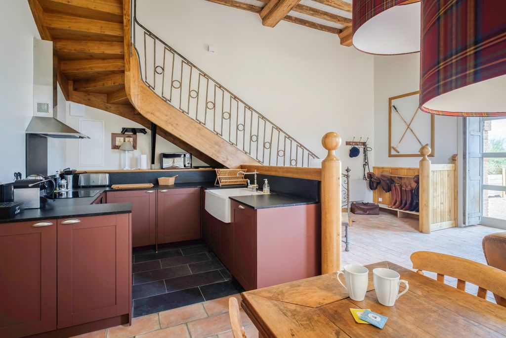 Hippocampe Normandy Olivers Travels 5