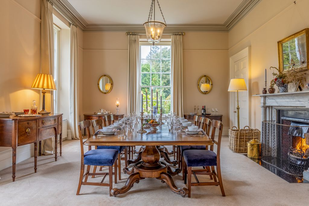 Kilraven Mansion County Cork Olivers Travels 3