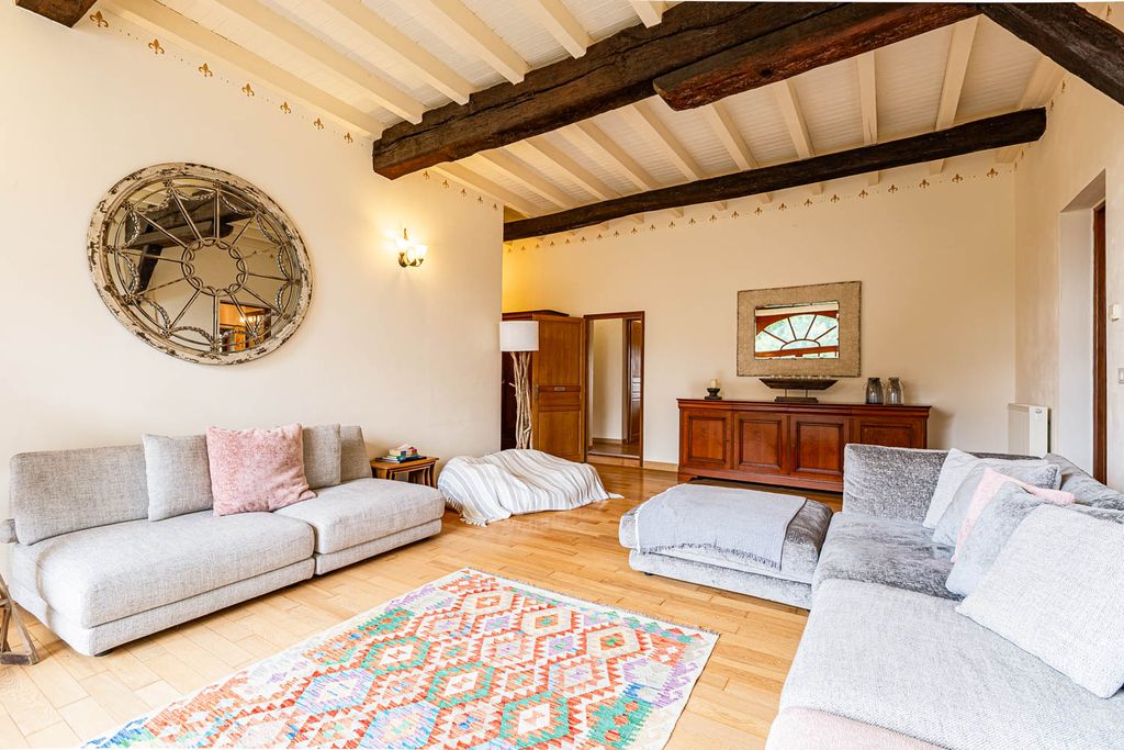 Maison Bearnaise Aquitane France OliversTravels 5