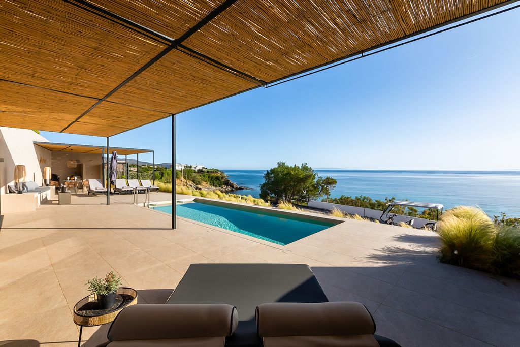 Villas Spesos Mainland Greece OliversTravels 3