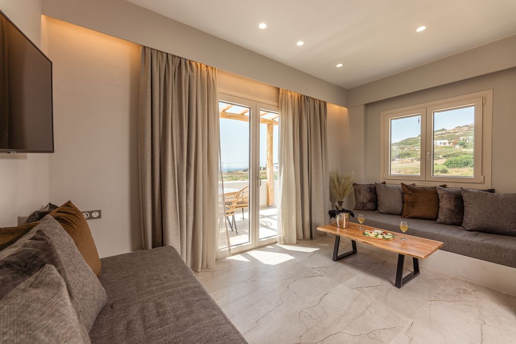 Villa Orkos Naxos Olivers Travels 3